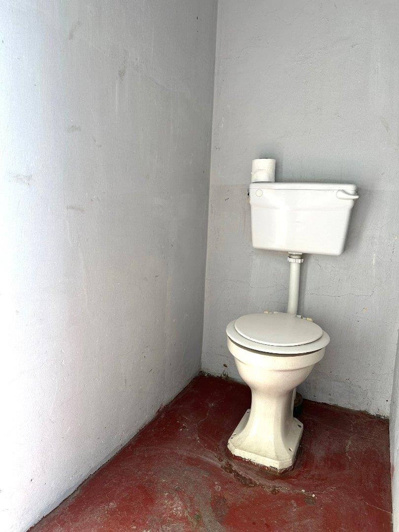6 Bedroom Property for Sale in Sidwell Eastern Cape